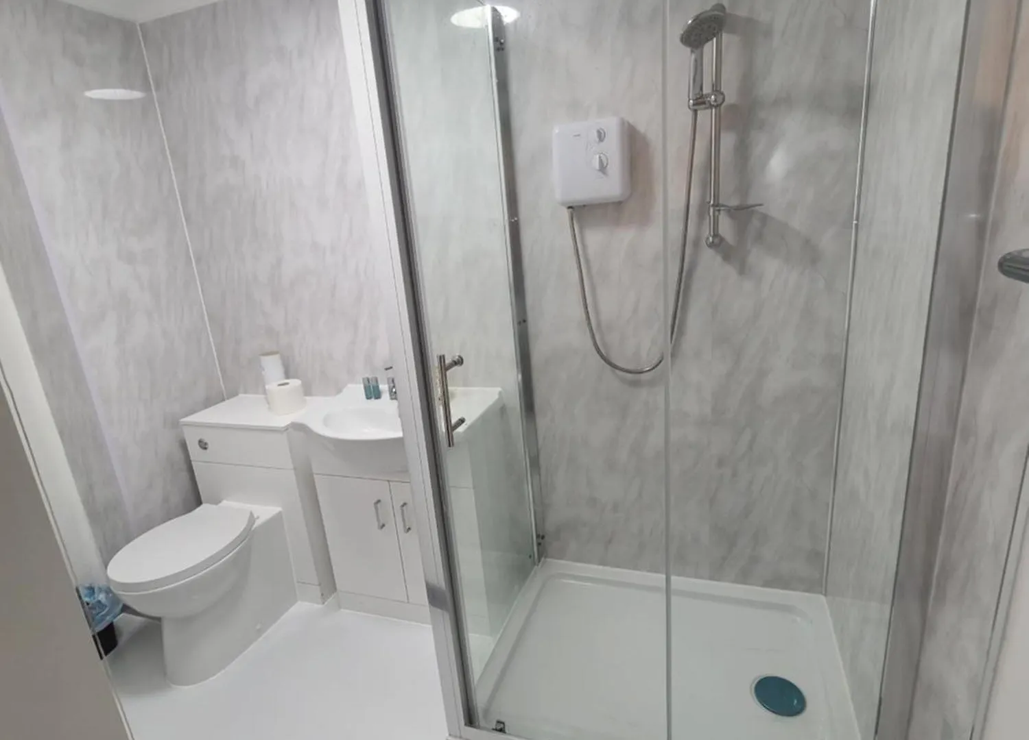Oakwood Airport Accommodation Lulsgate Bottom