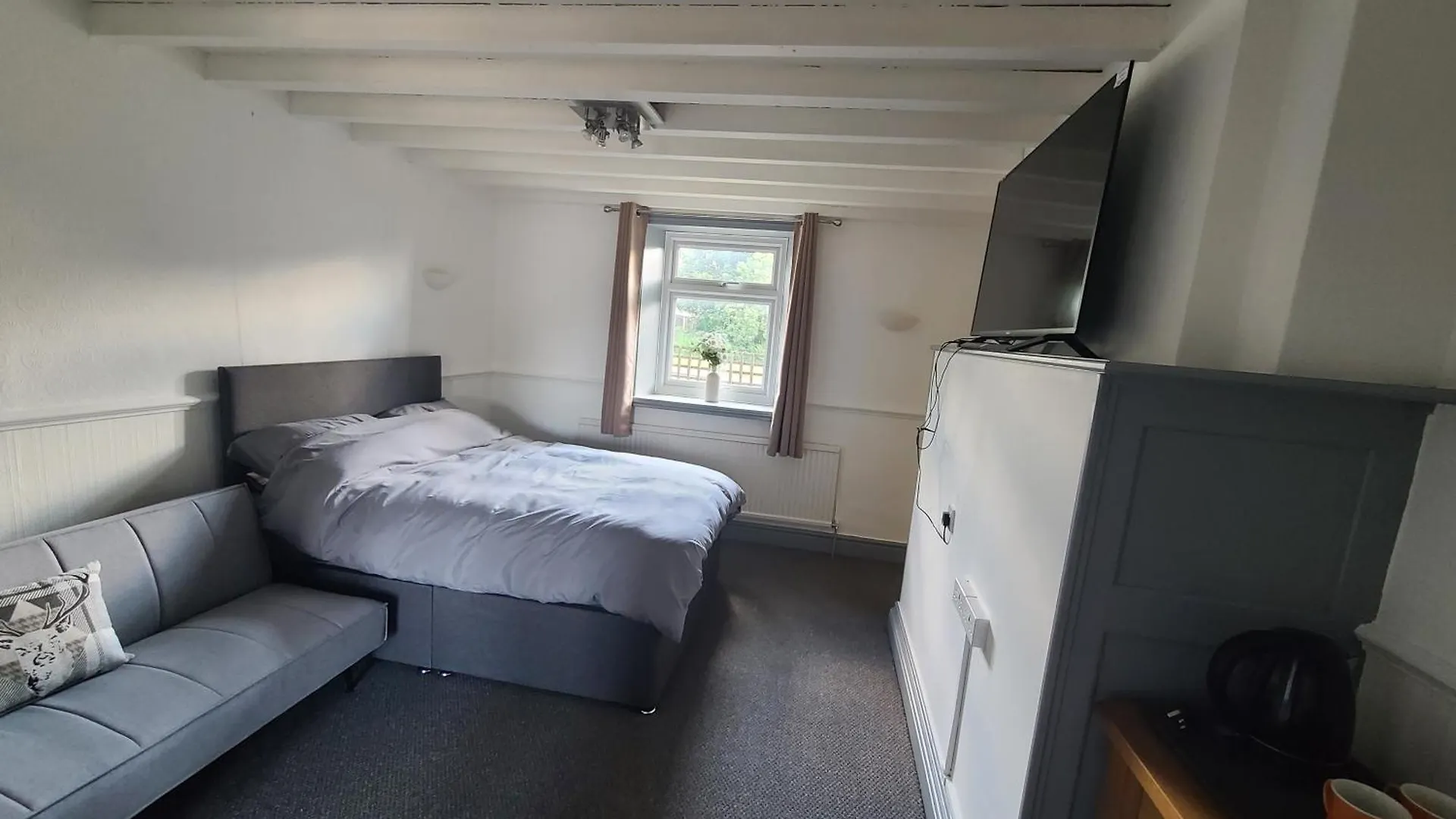 Bed & Breakfast Oakwood Airport Accommodation Lulsgate Bottom
